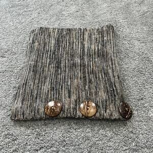 L.I.B. New York 3 Button Scarf NWT